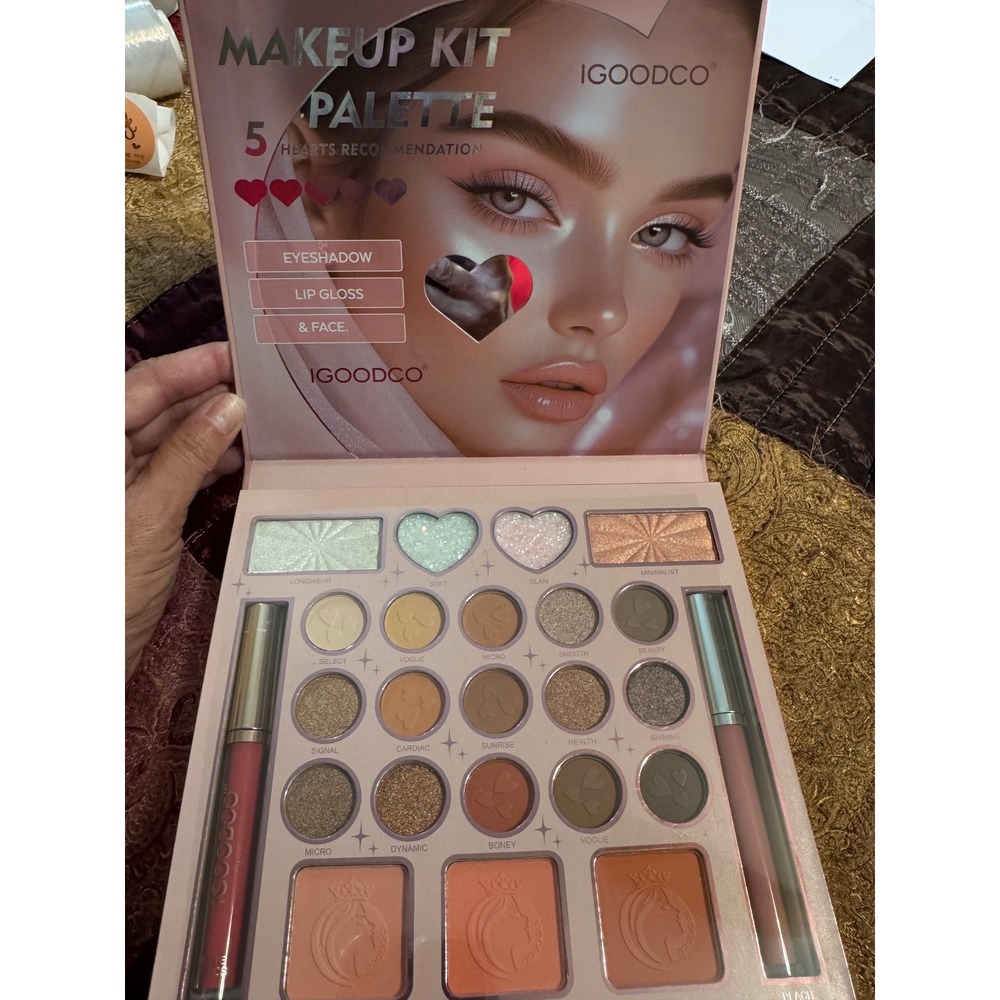 IGOODCO Fashion Makeup Kit Palette IG-3277 Eyeshadow Lip Gloss Blush Face Set